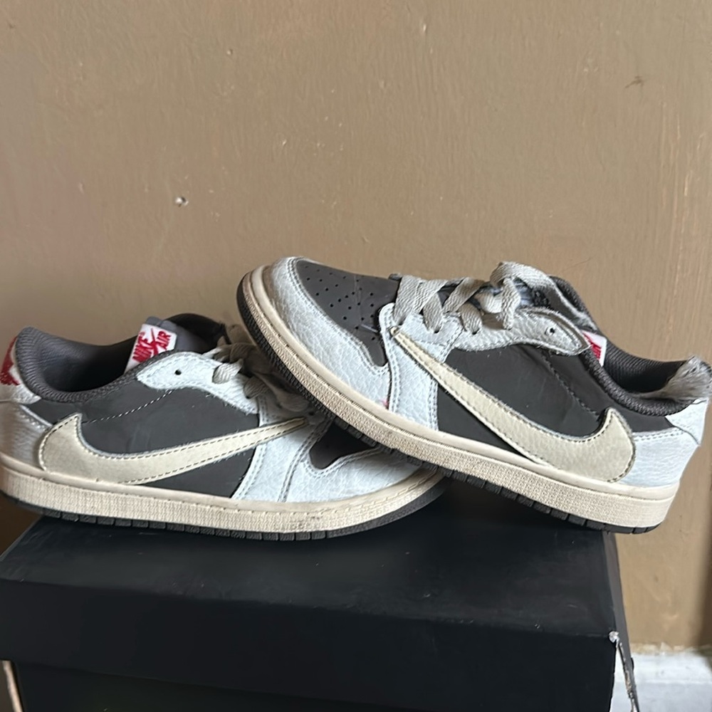 Travis Scott Jordan 1 Reverse Mocha